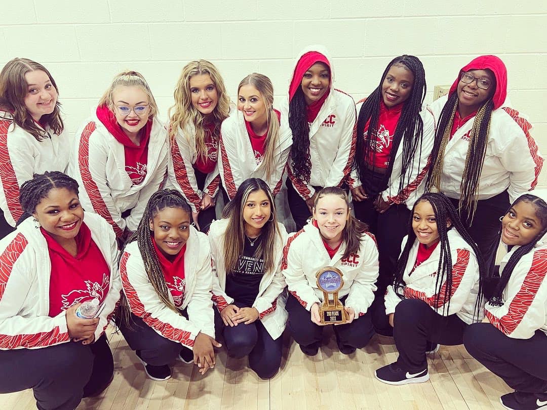 Red Raven Dance Team Places Second in Region VI Competition