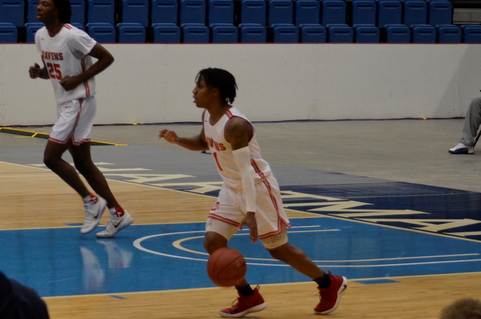 #3 Coffeyville Falls to Hutchinson in Double Overtime