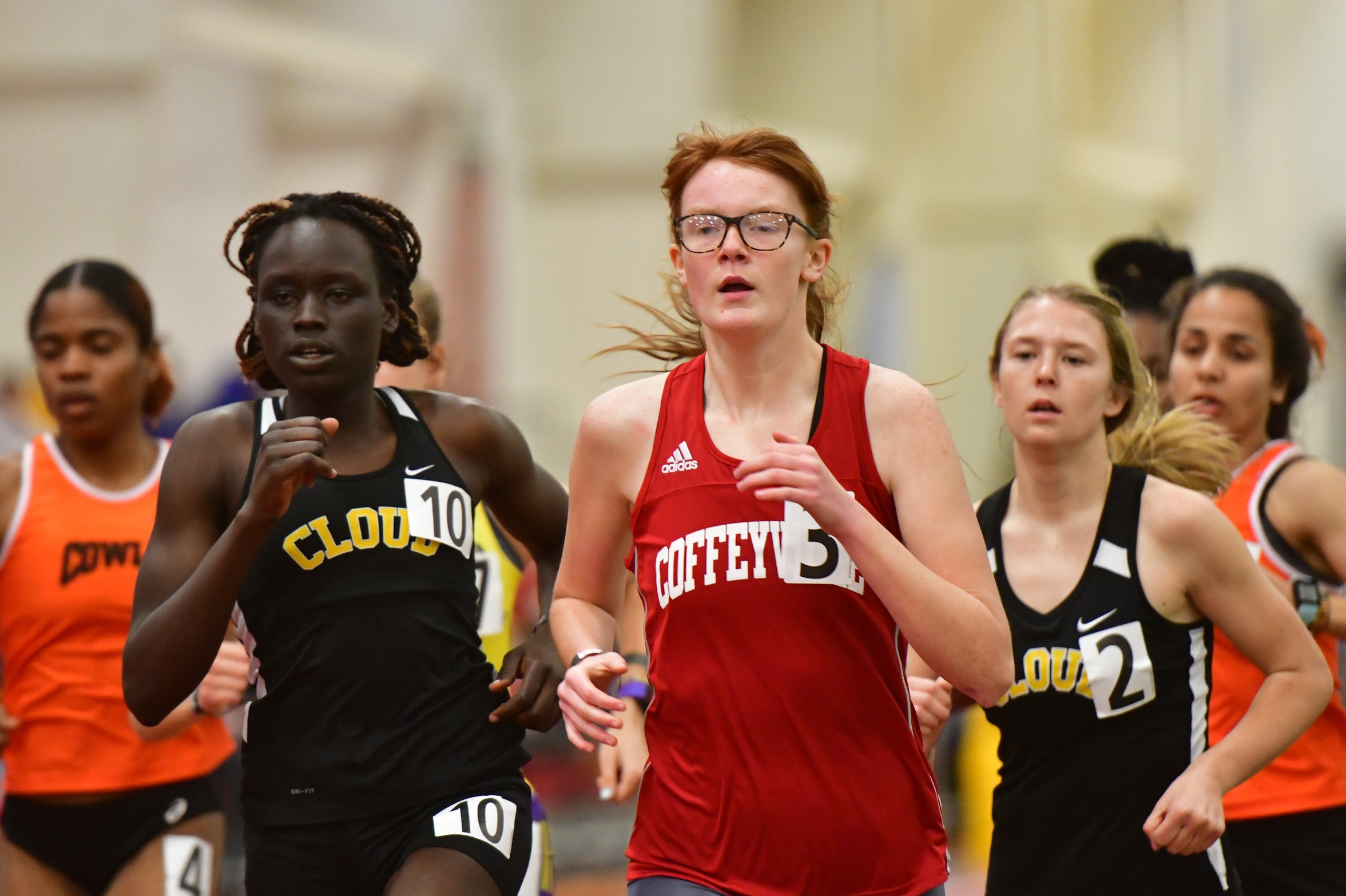 Red Raven Indoor T&F Men Place 4th, Women Place 6th at Region VI Indoor Championships