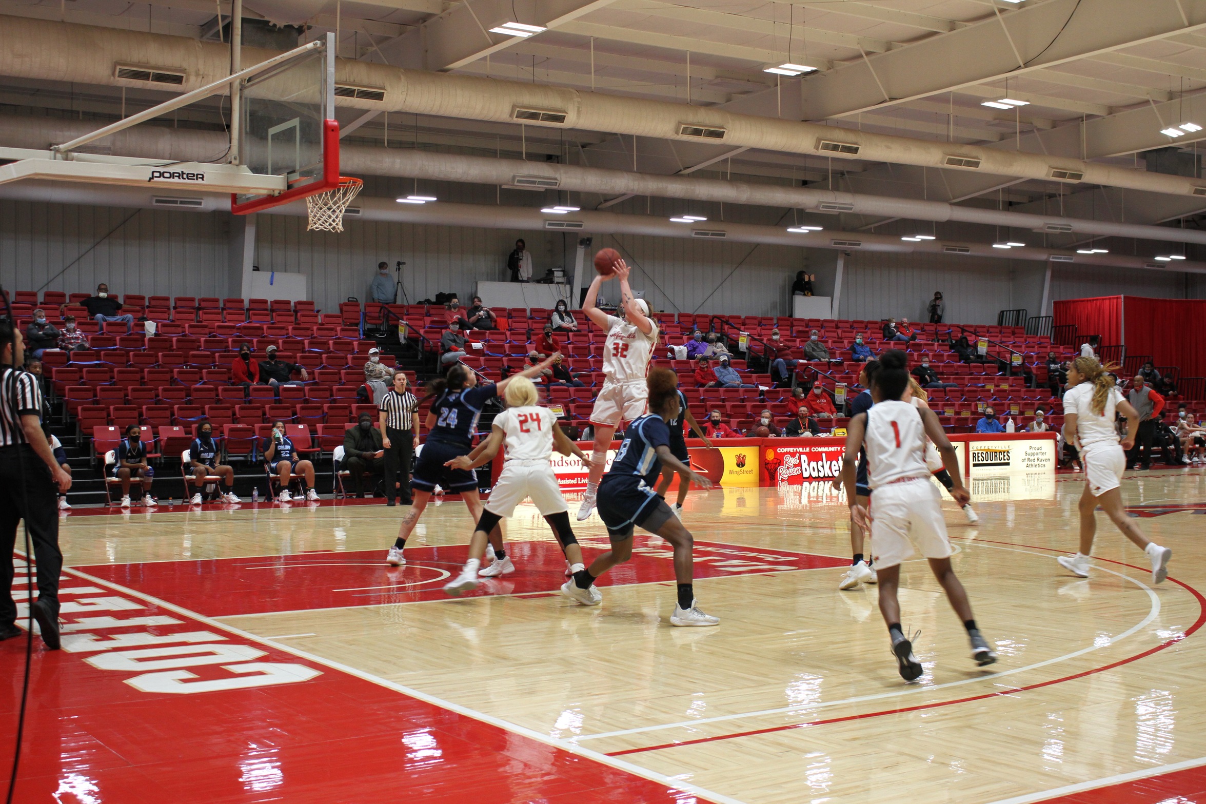 In a Tight Fourth Quarter, Raven Women Hold On to Edge Colby 49-47