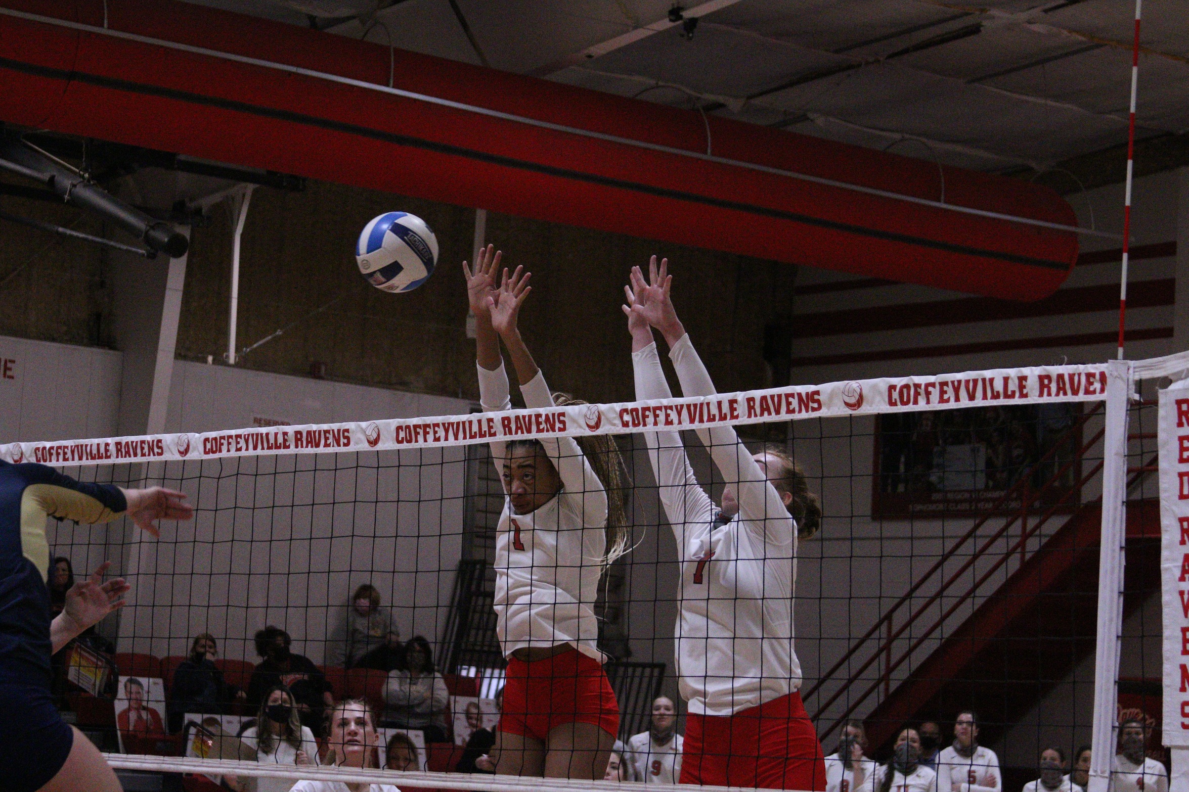 Red Raven Volleyball Sweeps Indy