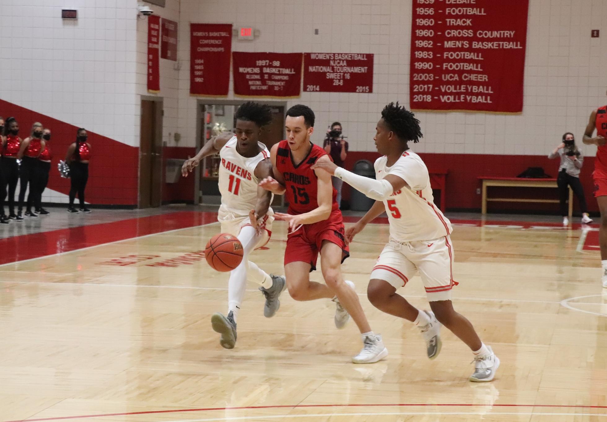 #10 Red Raven Men's Basketball Defeat Labette 94-51, Move to 2-0 on Season