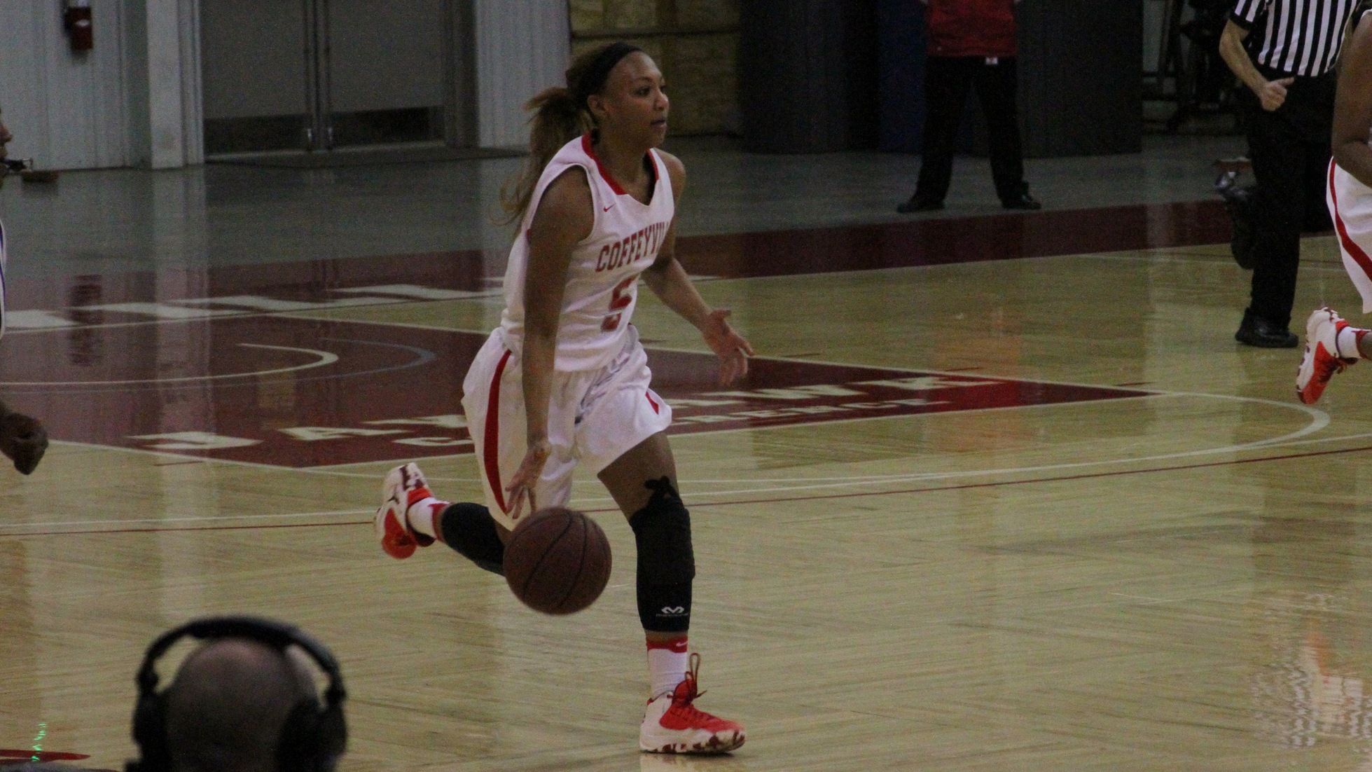 Sophomore Alanie Fisher leads Red Ravens over Barton 60-50