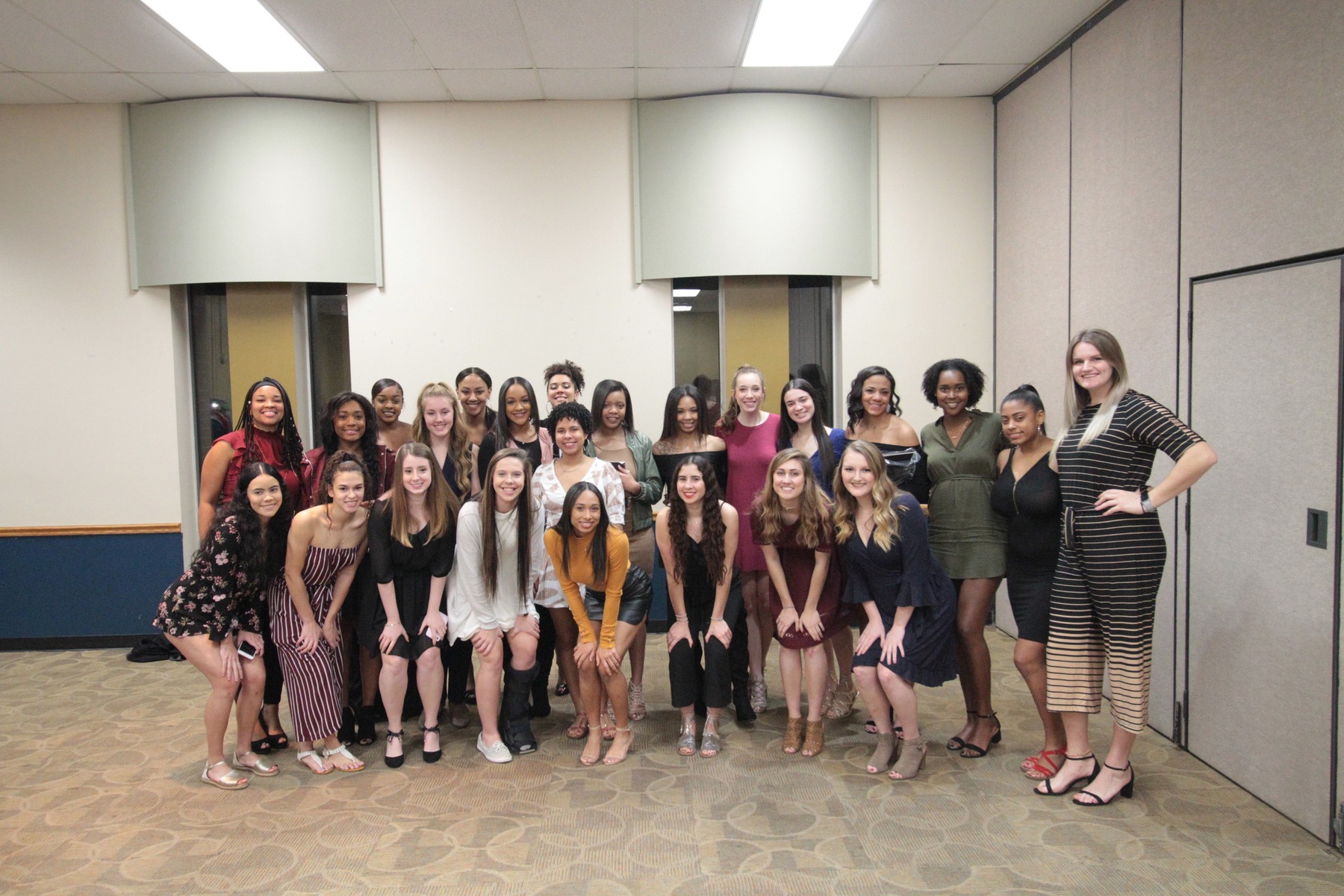 Volleyball Holds National Championship Banquet