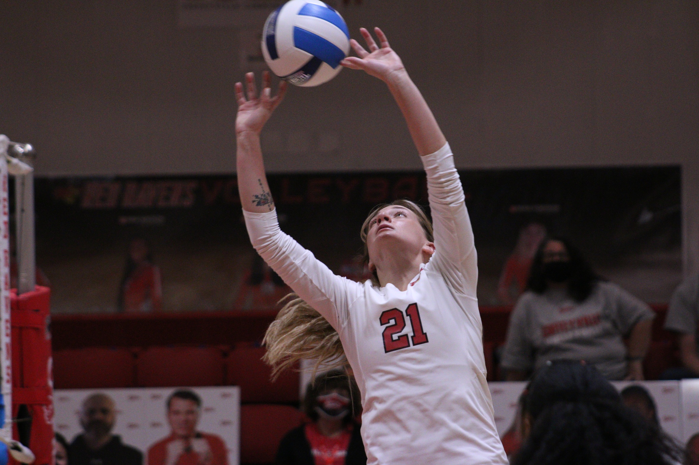 Red Raven Volleyball Travels to Indy and Sweeps the Pirates 3-0
